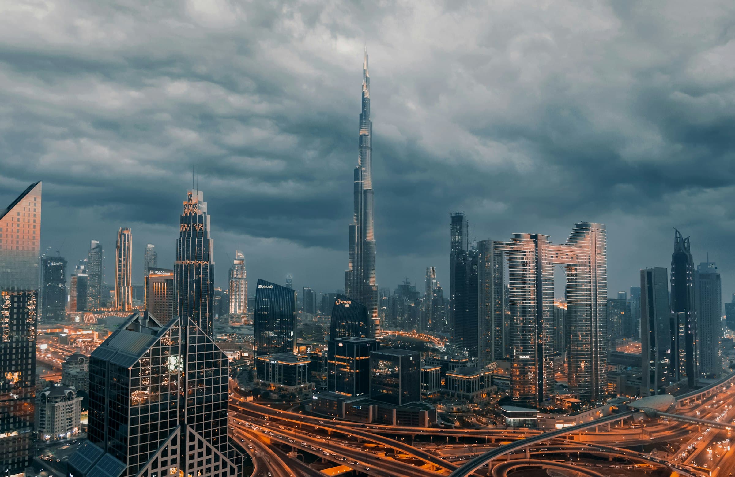 Dubai skyline with the Burj Khalifa at dusk